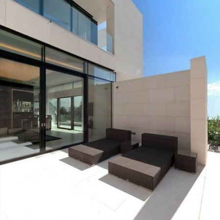 • <a style="font-size:0.8em;" href="http://www.flickr.com/photos/95600788@N06/8758626806/" target="_blank">View on Flickr</a>